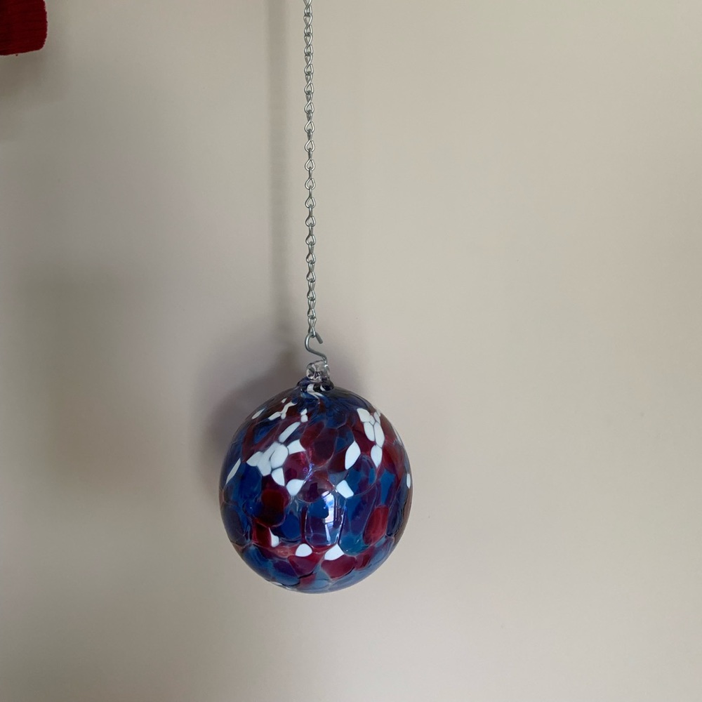 🎾Hand Blown Glass Ball - Picture 6 of 7